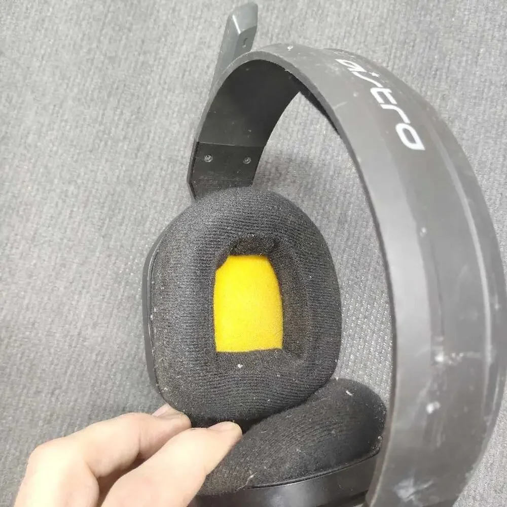Logitech Astro A10 Gen 2 Wired Gaming Headset - Gray - For Parts or Repair